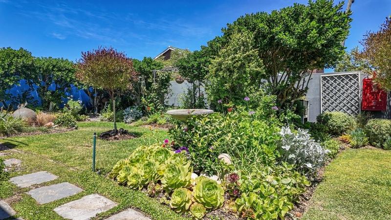 1 Bedroom Property for Sale in Stilbaai East Western Cape